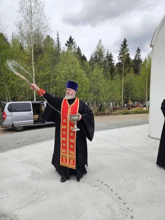 В Перми провели крестный ход, чтобы «избавиться от напасти» беспилотников В Перми провели крестный ход, чтобы «избавиться от напасти» беспилотников