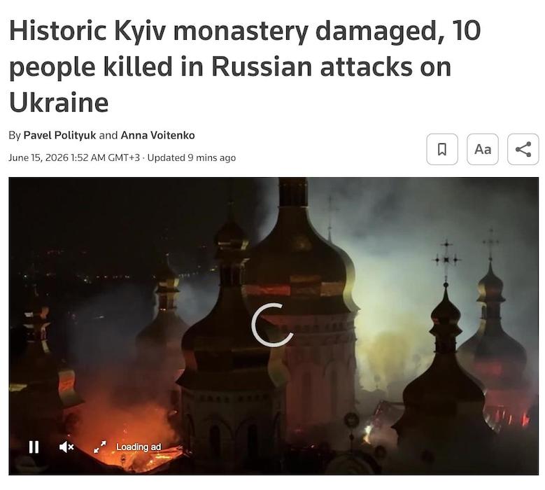 Журналисты были готовы снимать разбомбленную хохлами Лавру Журналисты были готовы снимать разбомбленную хохлами Лавру