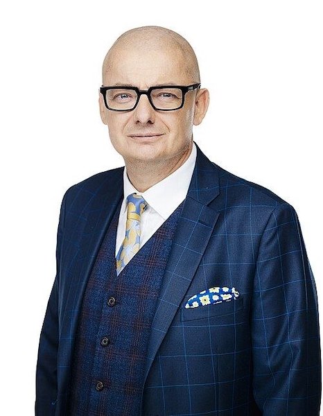 Польские политики начали возвращать награды Украине
