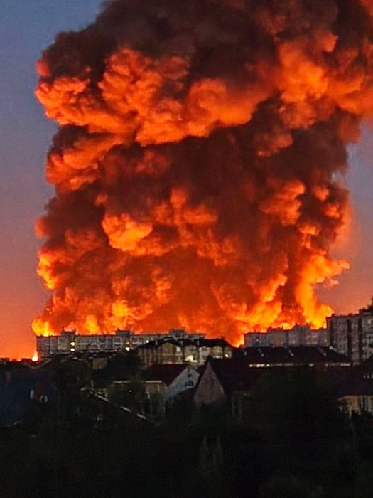 Киев сегодня был особенно хорош Киев сегодня был особенно хорош