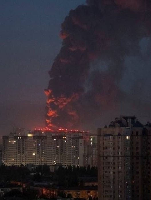 Киев сегодня был особенно хорош Киев сегодня был особенно хорош
