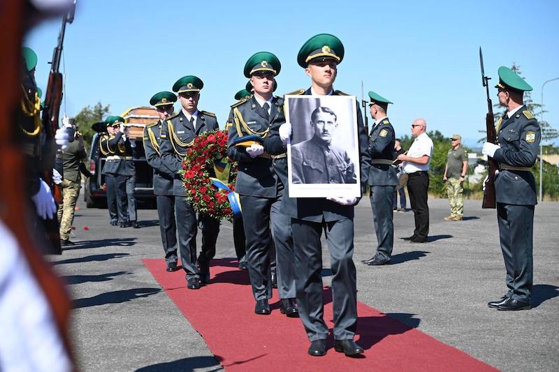 На Украине перезахоранивают главу ОУН Евгения Коновальца