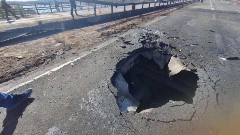 В Киеве "Герань" ударила по мосту, теперь по Северному В Киеве "Герань" ударила по мосту, теперь по Северному